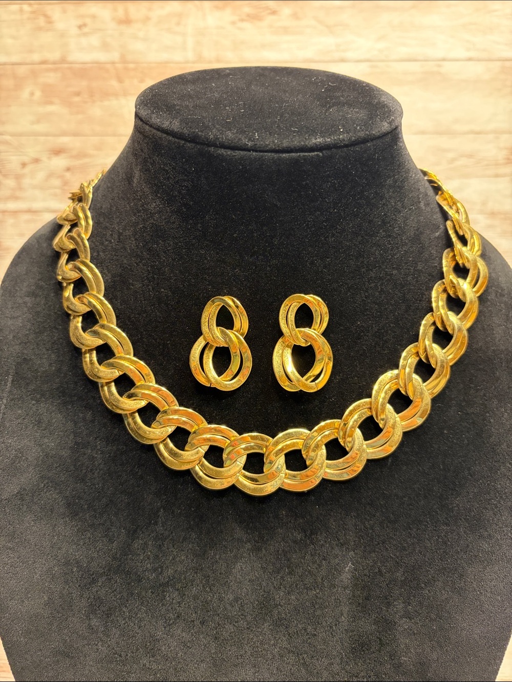 Gold-Tone Chunky Link Necklace & Earrings Set